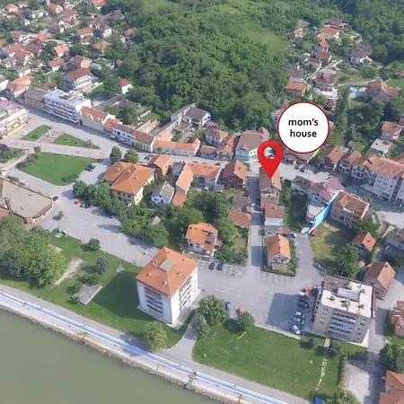 Moms House Golubac